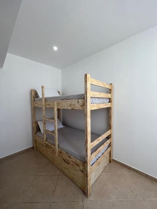 Cozy Getaway In Saranda, Access